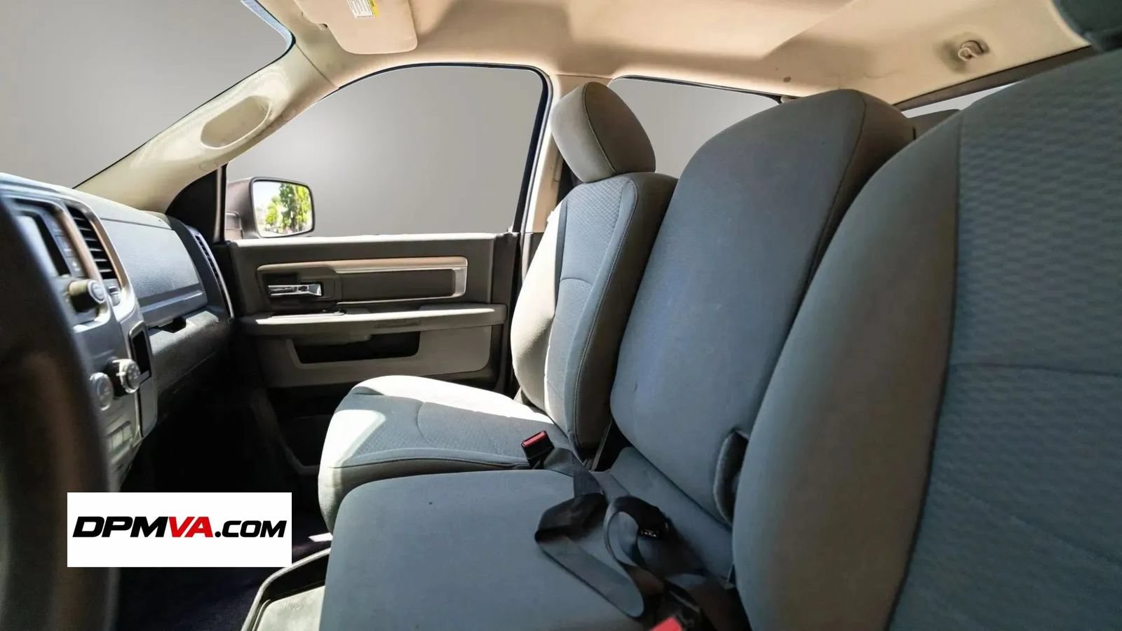 Used 2019 RAM 1500 Classic SLT w/ Protection Group AWD/4WD image 40