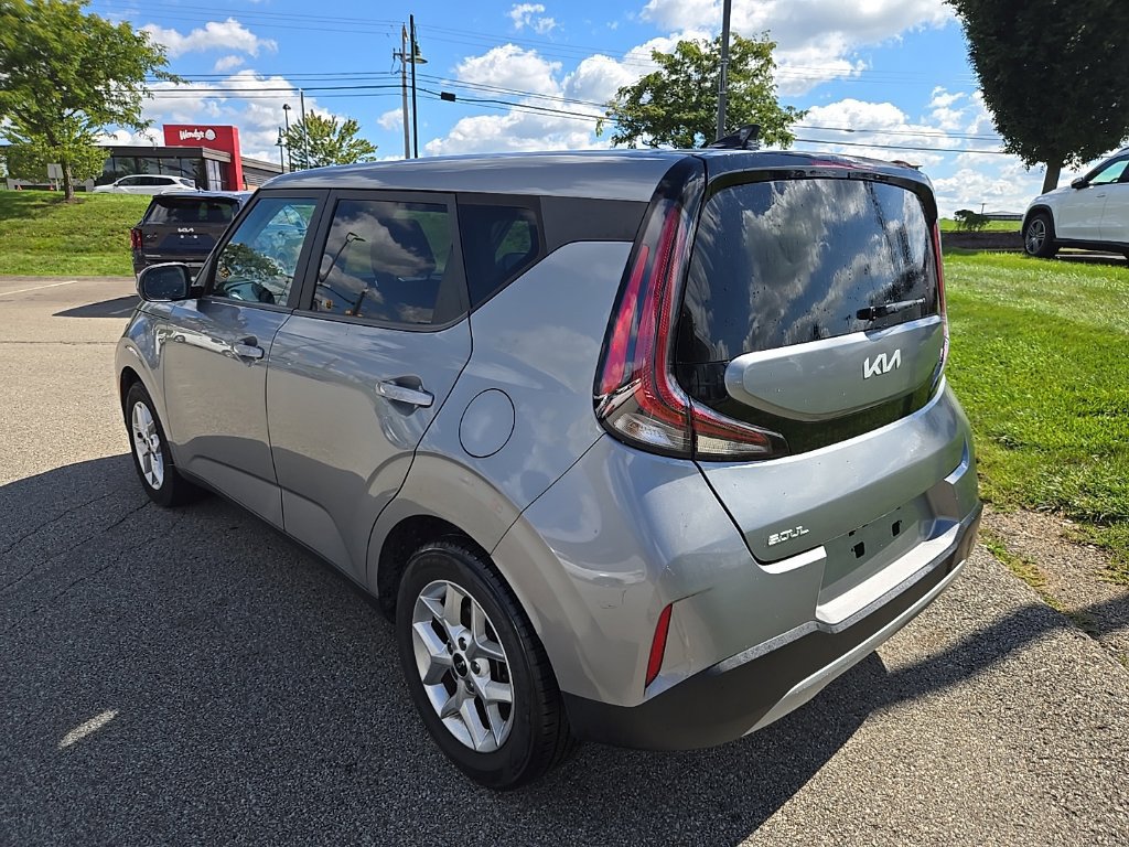 Certified 2024 Kia Soul LX w/ Option Group 015 FWD image 7