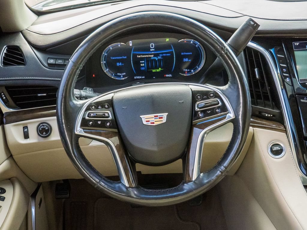 Used 2018 Cadillac Escalade Luxury RWD image 30
