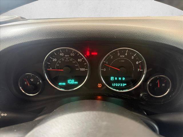 Used 2015 Jeep Wrangler Unlimited Sahara AWD/4WD image 9