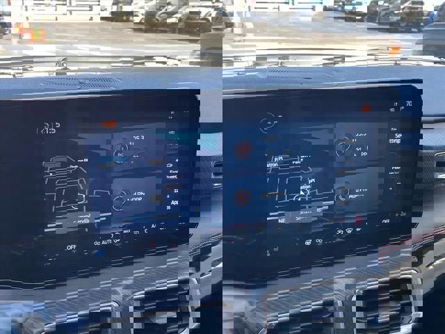 Used 2024 Ford Mustang GT Premium image 19