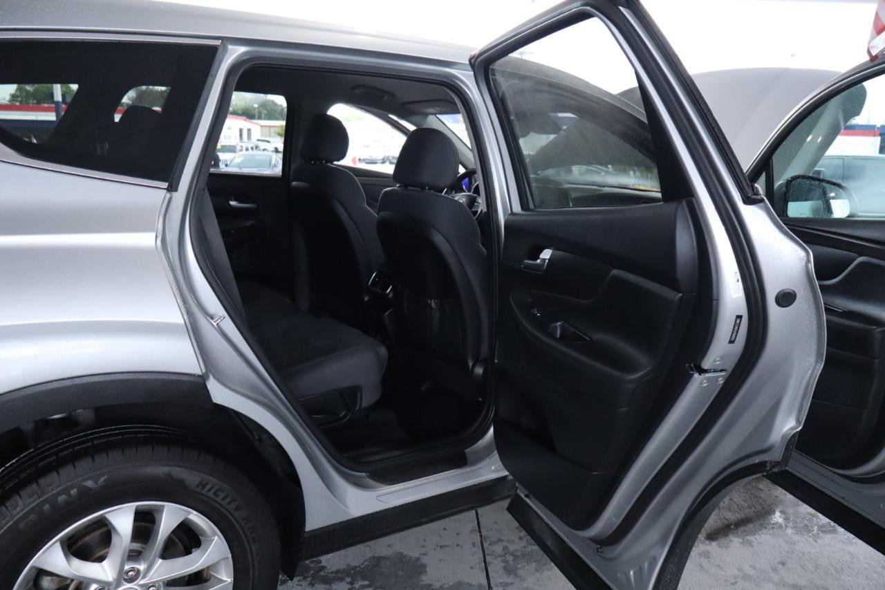 Used 2020 Hyundai Santa Fe SEL image 34
