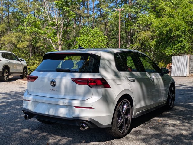 Used 2025 Volkswagen GTI SE image 5
