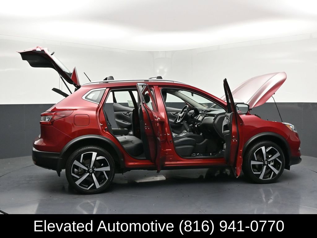 Used 2021 Nissan Rogue Sport SL FWD image 35