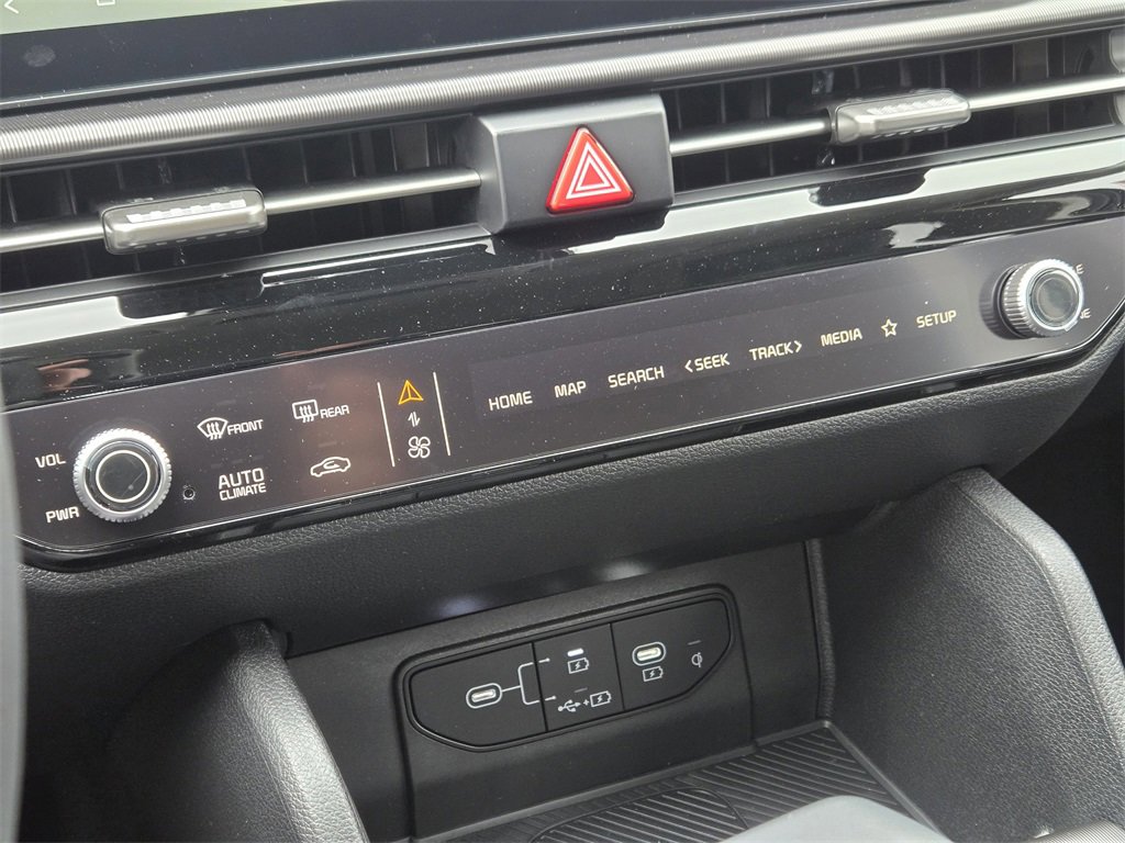 New 2026 Kia Sportage SX image 14