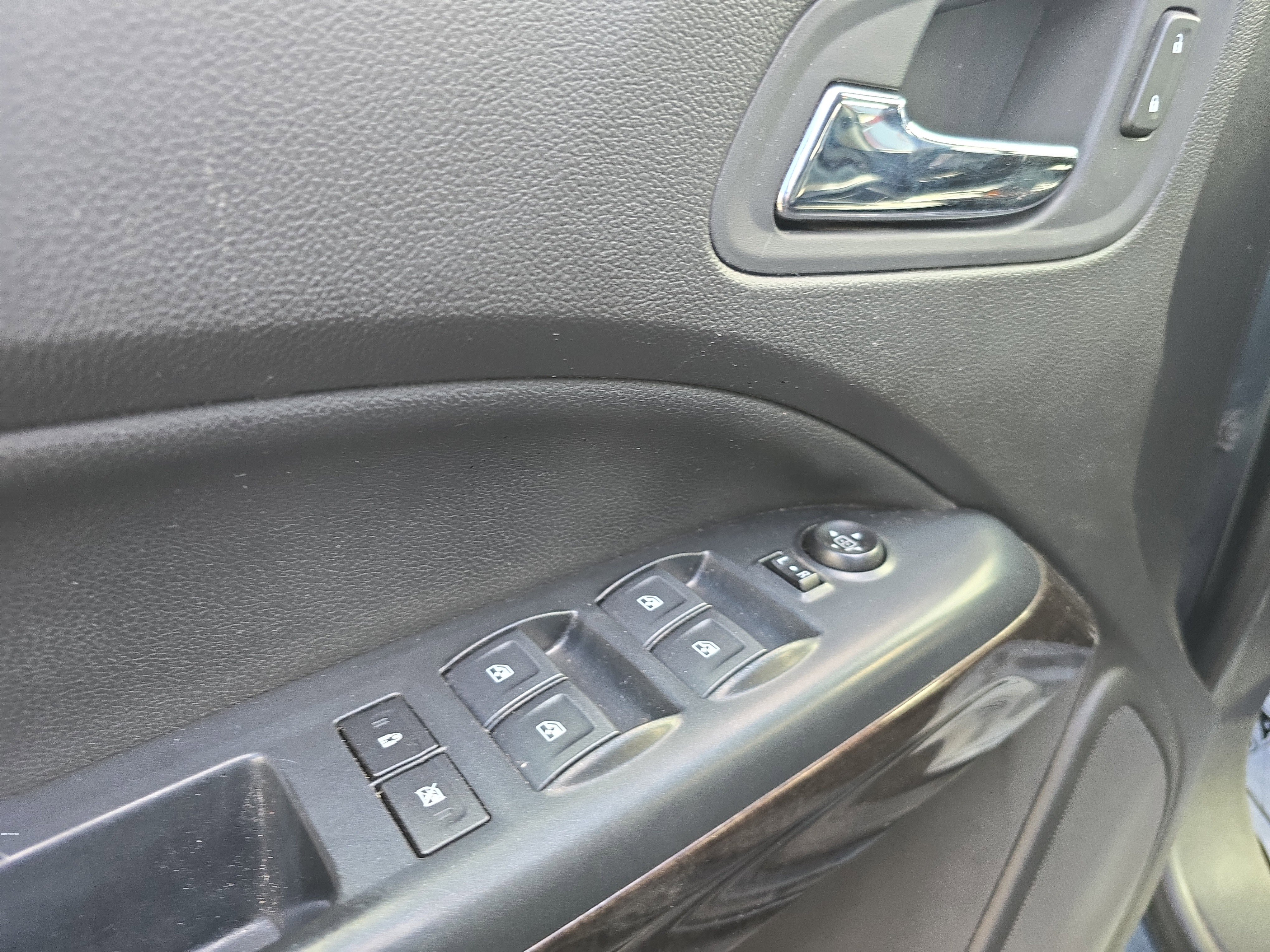 Used 2019 GMC Canyon SLT w/ Driver Alert Package image 16