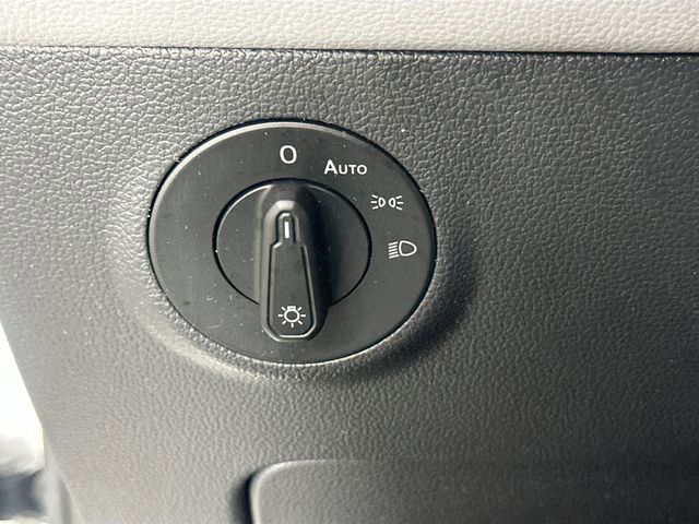 Used 2023 Volkswagen Taos SE image 24