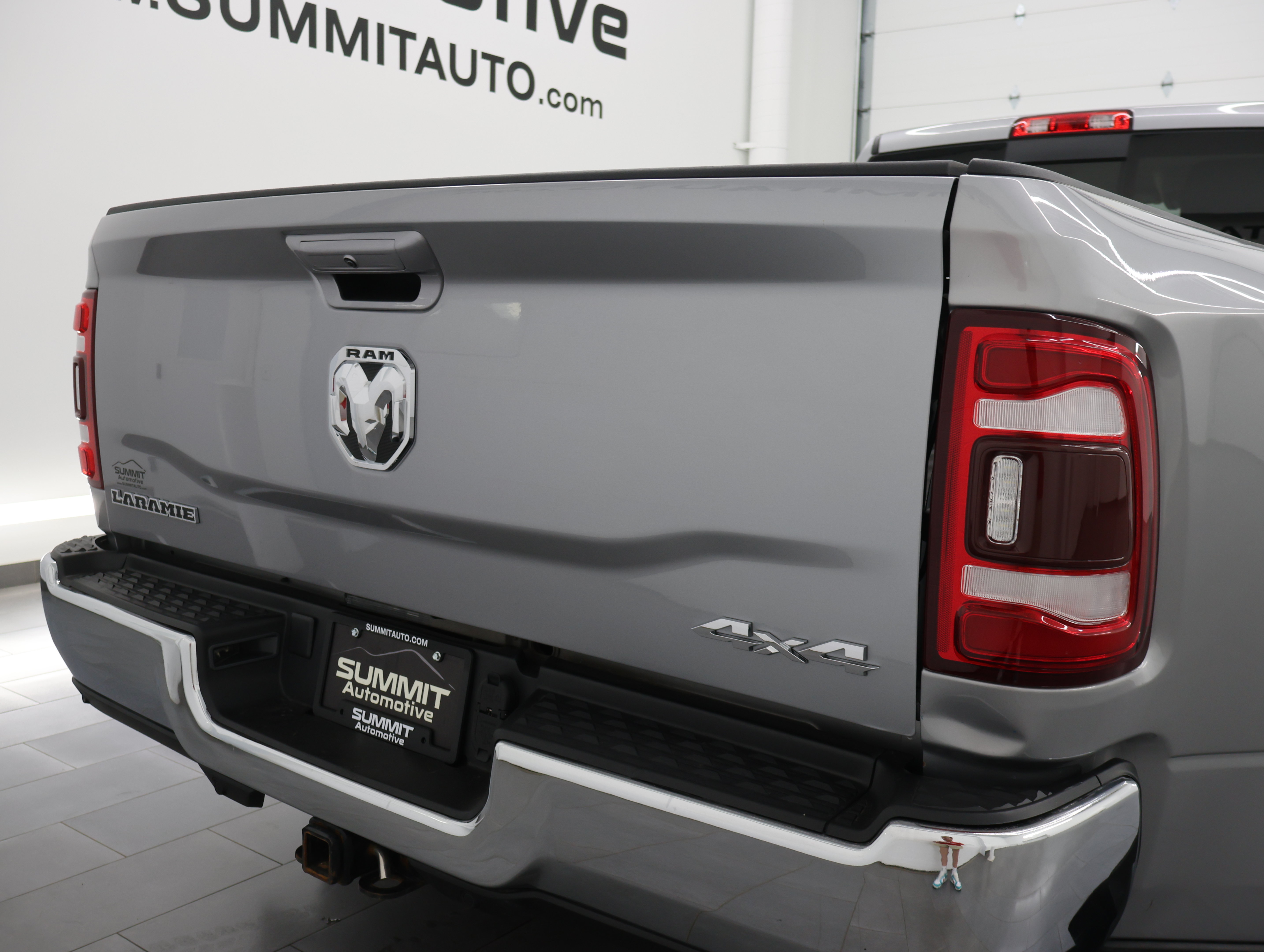 Used 2023 RAM 3500 Laramie AWD/4WD image 28