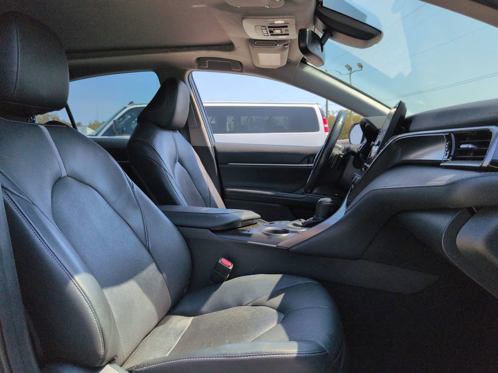 Used 2021 Toyota Camry XSE w/ Navigation Package image 14