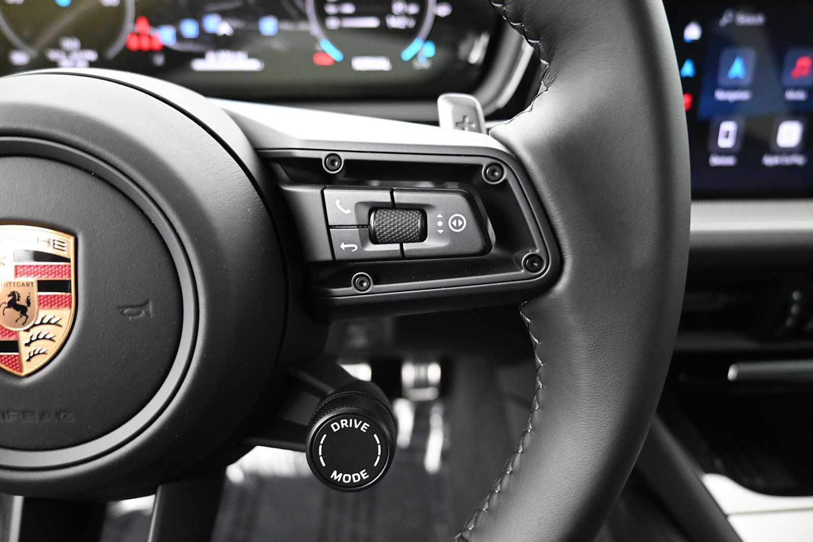 New 2026 Porsche Cayenne S AWD/4WD image 13