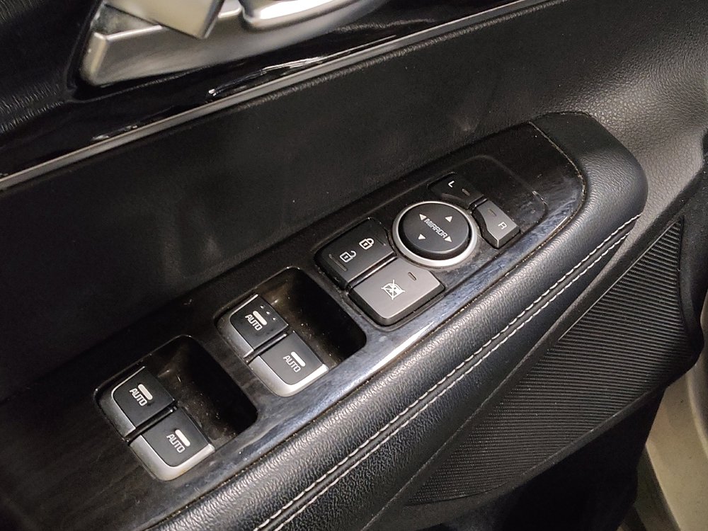 Used 2019 Kia Sorento LX image 27
