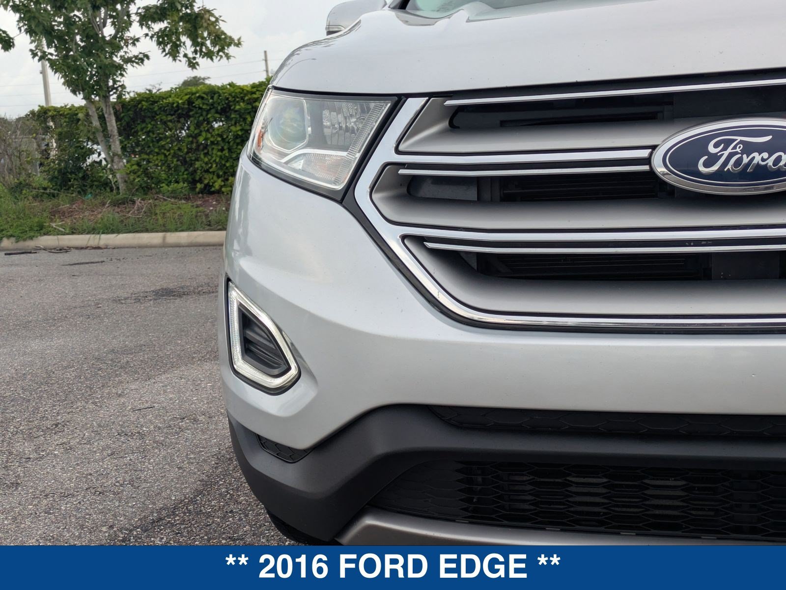 Used 2016 Ford Edge Titanium w/ Technology Package FWD image 10