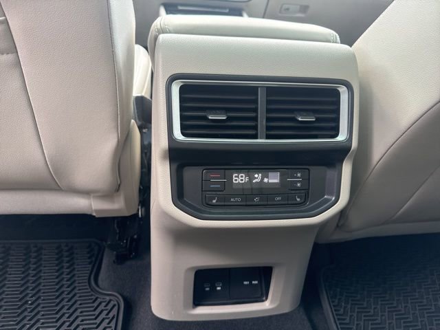 Used 2025 Volkswagen Atlas SEL image 21