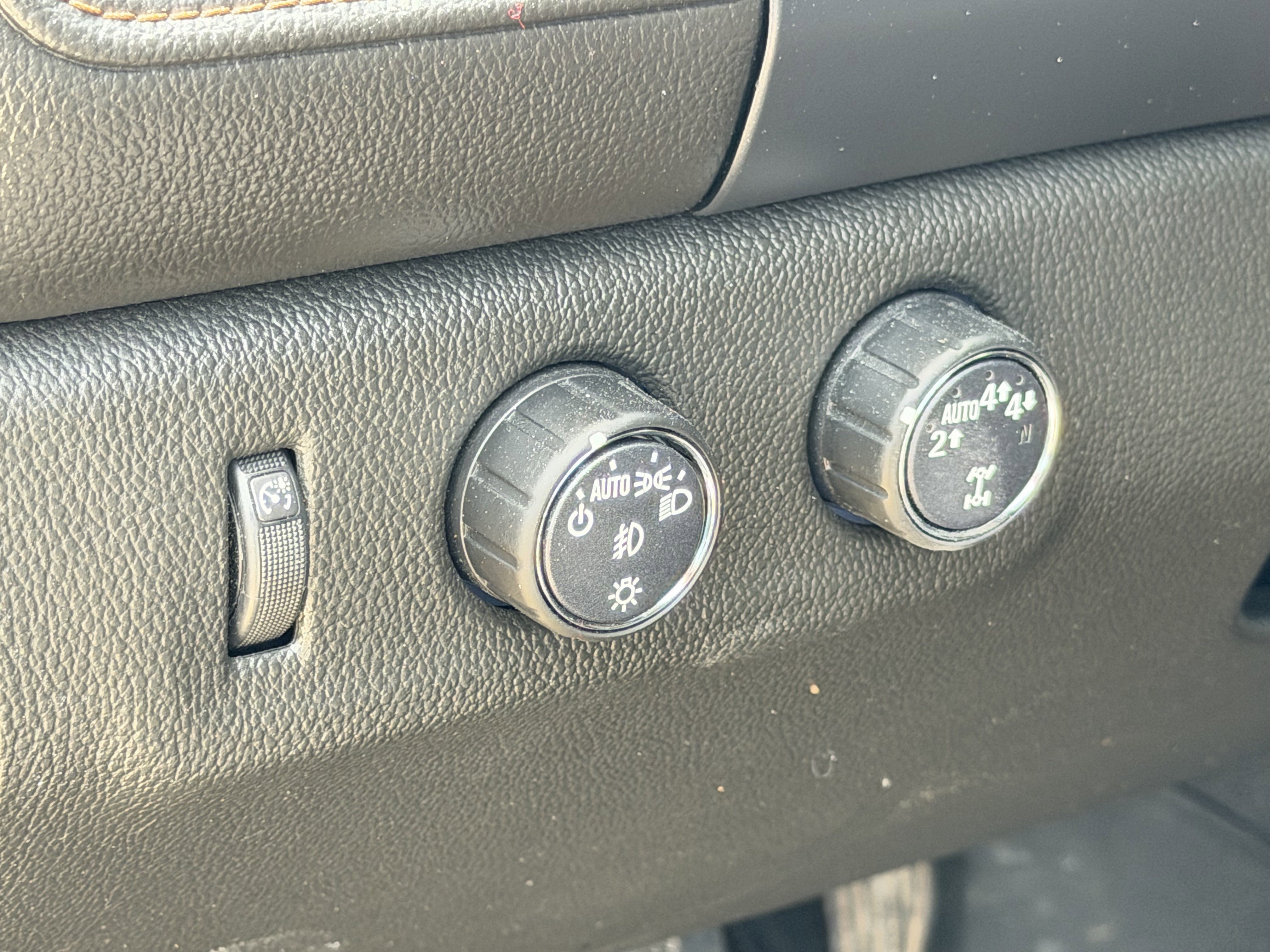 Used 2022 GMC Canyon AT4 w/ Trailering Package AWD/4WD image 26