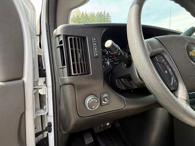 Used 2021 Chevrolet Express 2500 w/ Driver Convenience Package RWD image 13