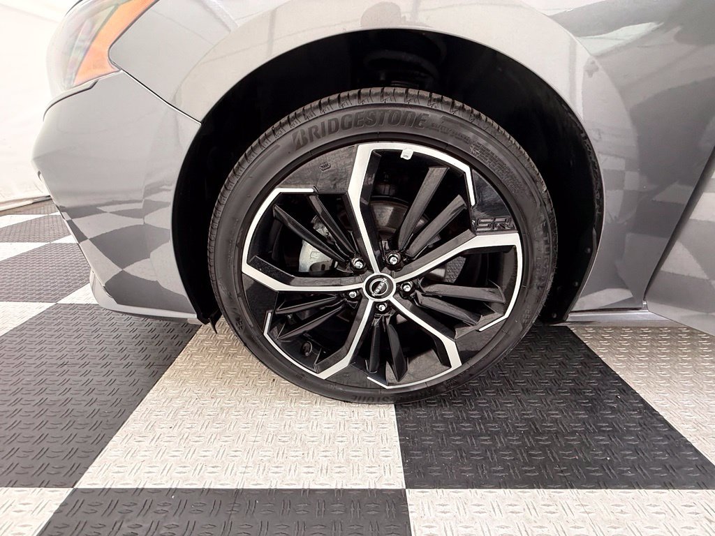 Used 2024 Nissan Altima 2.5 SR FWD image 10