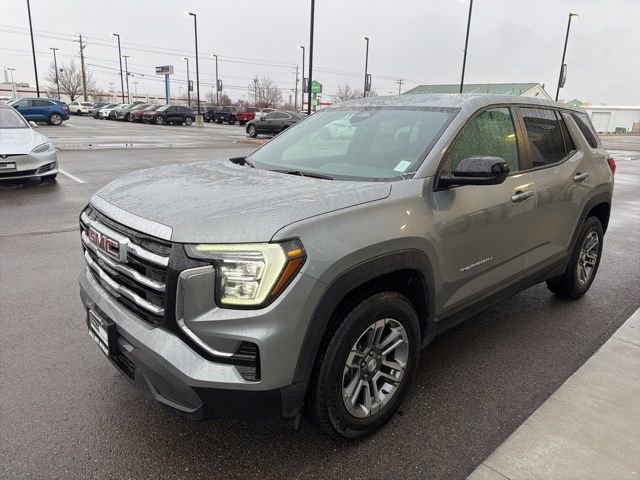 Used 2025 GMC Terrain Elevation AWD/4WD image 3