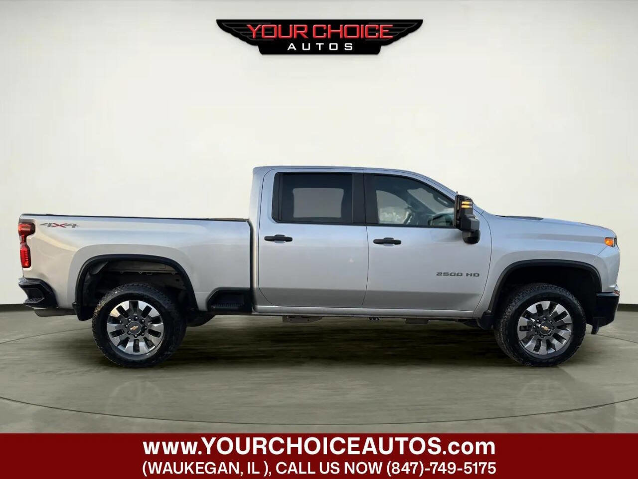 Used 2022 Chevrolet Silverado 2500 Custom w/ Custom Convenience Package image 6