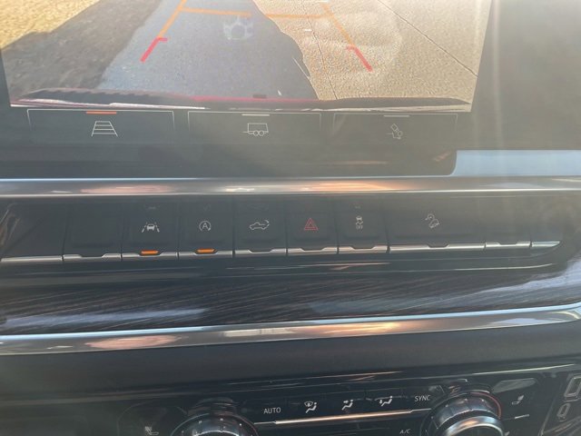 Used 2023 GMC Sierra 1500 Elevation image 27