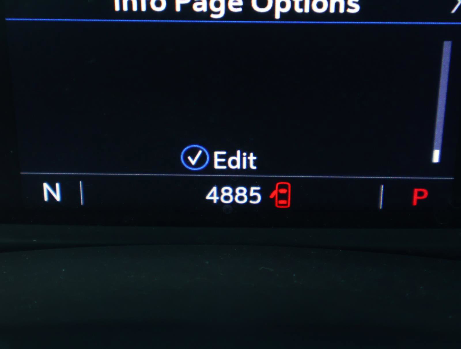 Used 2025 Cadillac CT4 Premium Luxury image 28