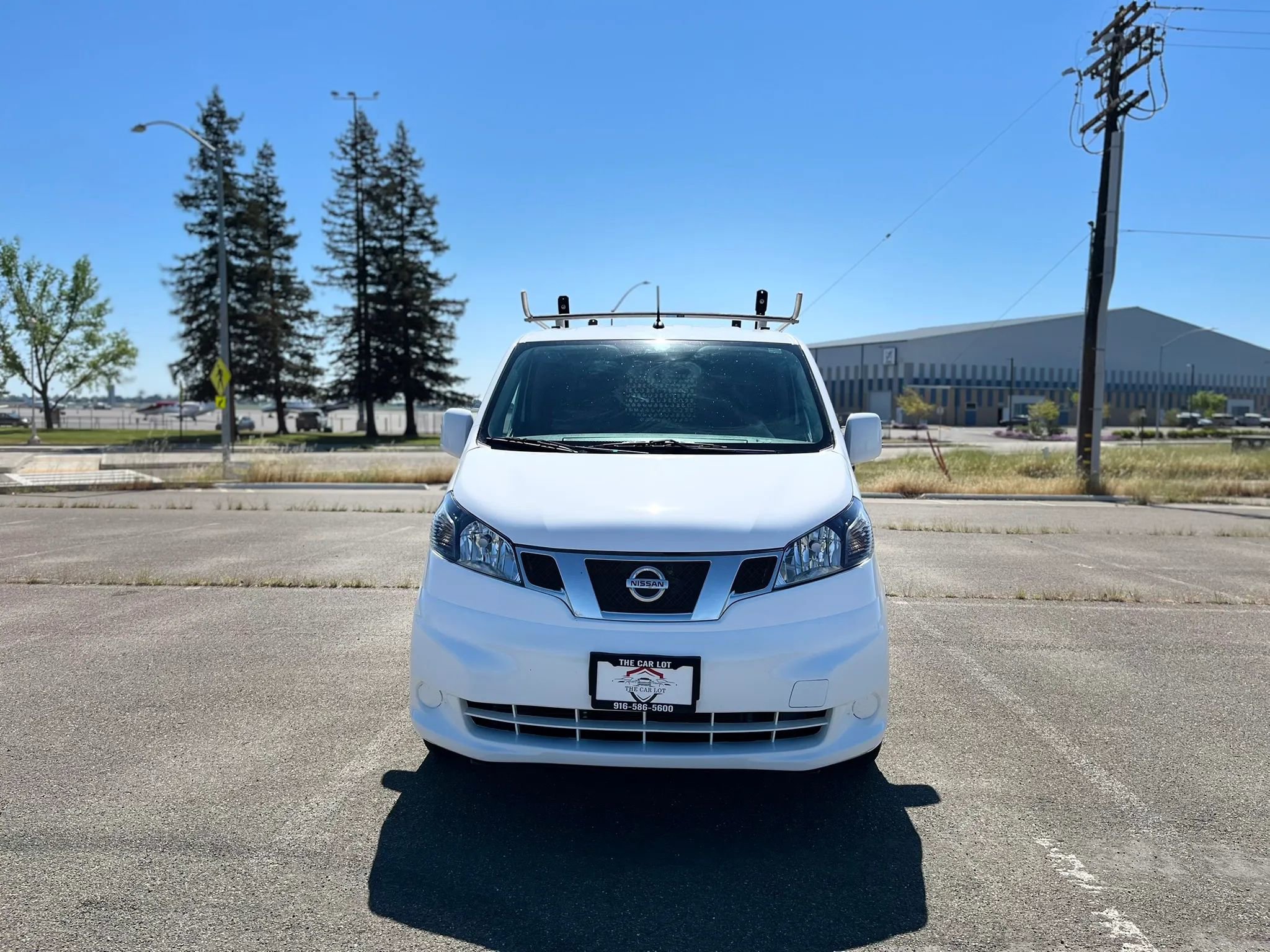 Used 2021 Nissan NV200 S image 2