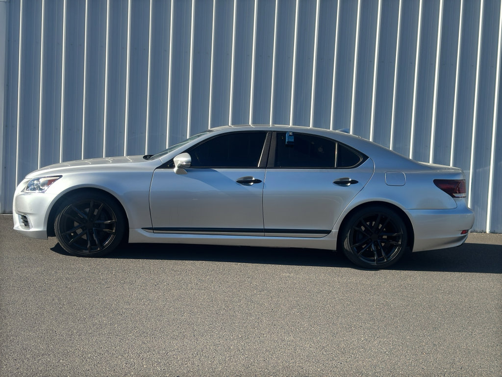 Used 2014 Lexus LS 460 w/ Comfort Package RWD image 3