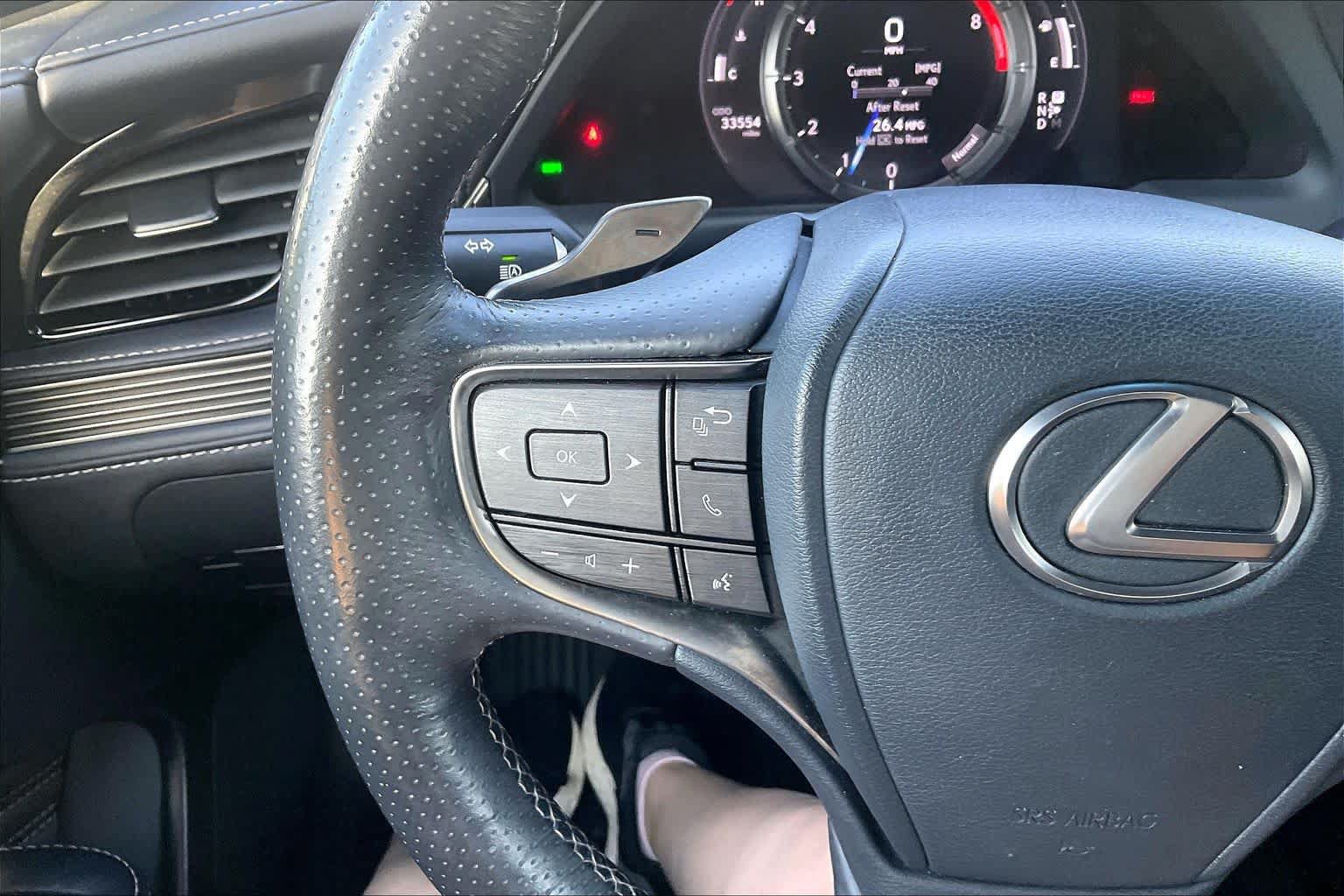 Used 2018 Lexus LS 500 F Sport w/ Accessory Package (Z2) AWD/4WD image 24