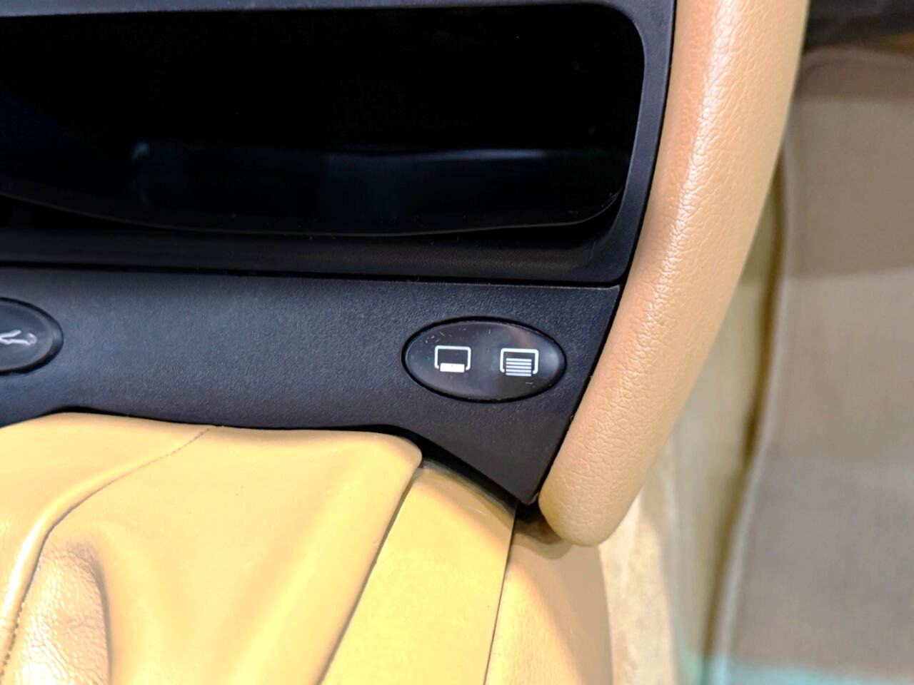 Used 2003 Porsche 911 Targa image 24