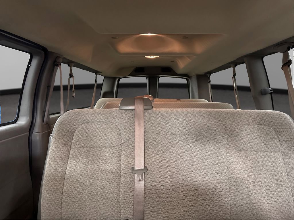 Used 2025 GMC Savana 3500 LT w/ LT Preferred Equipment Group image 18