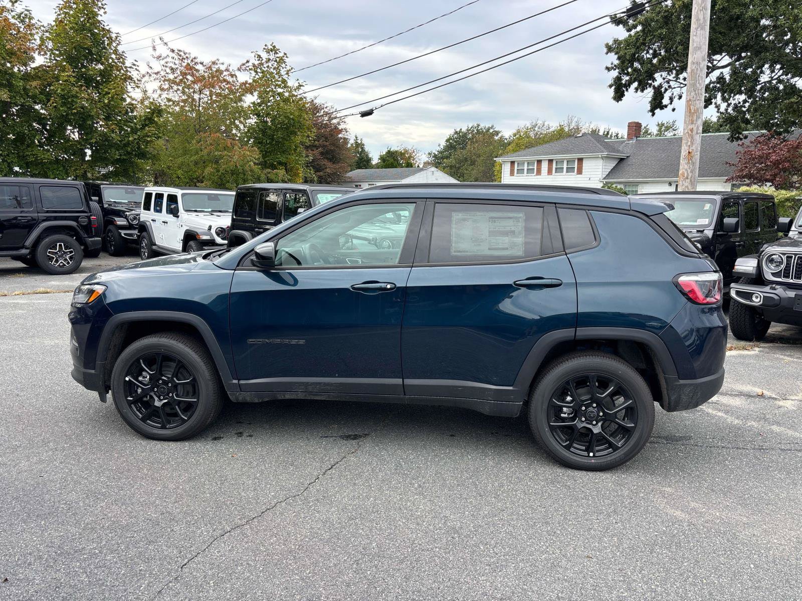 New 2026 Jeep Compass Latitude AWD/4WD image 3