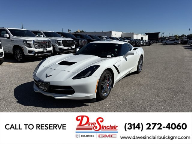 Used 2017 Chevrolet Corvette Stingray Coupe w/ 1LT RWD image 1