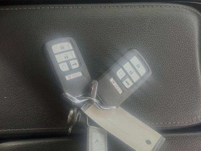 Used 2020 Honda Civic EX-L image 33