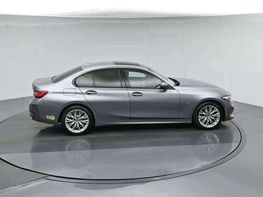 Used 2023 BMW 330e w/ Convenience Package RWD image 46