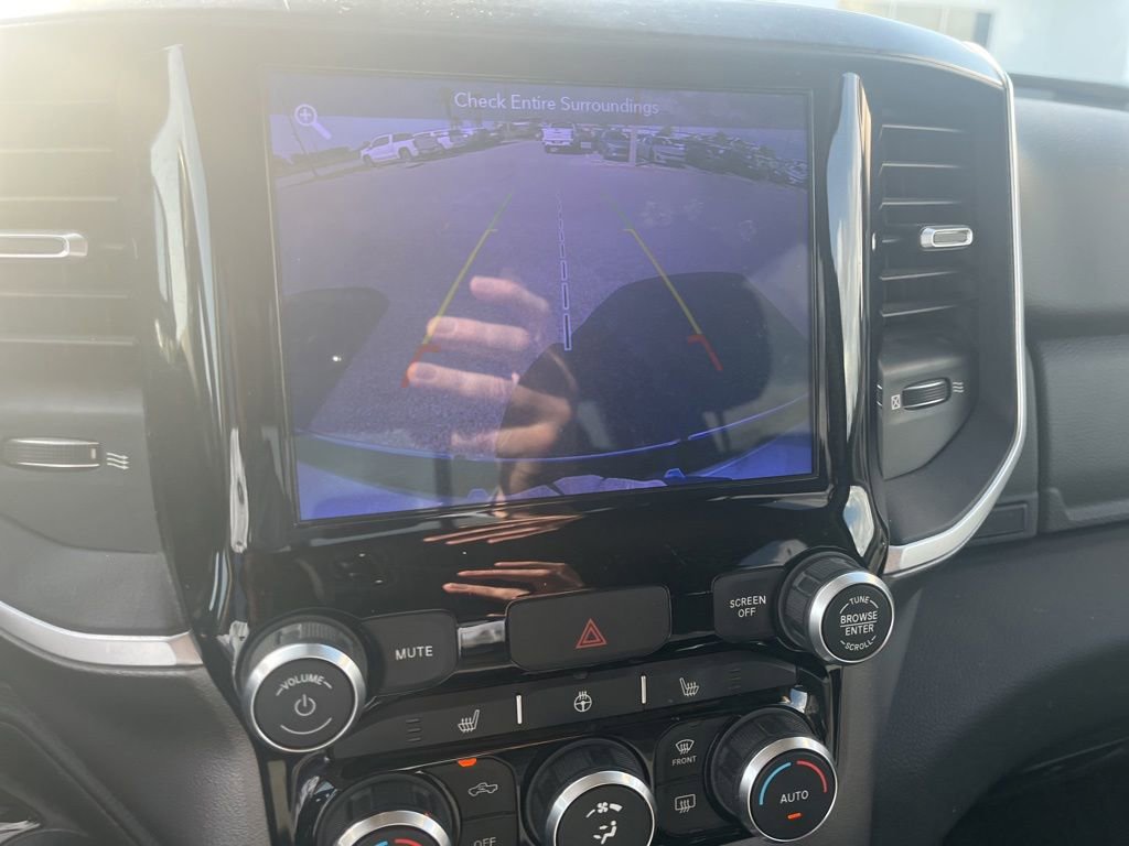 Used 2019 RAM 1500 Big Horn AWD/4WD image 14