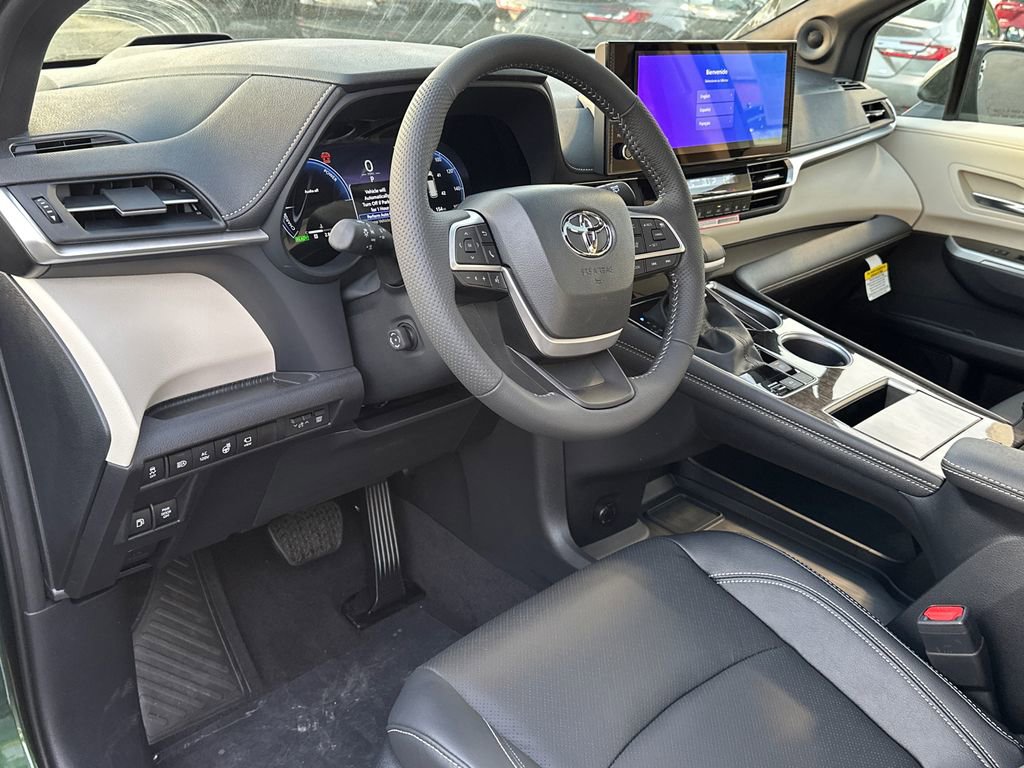 New 2026 Toyota Sienna Platinum image 21