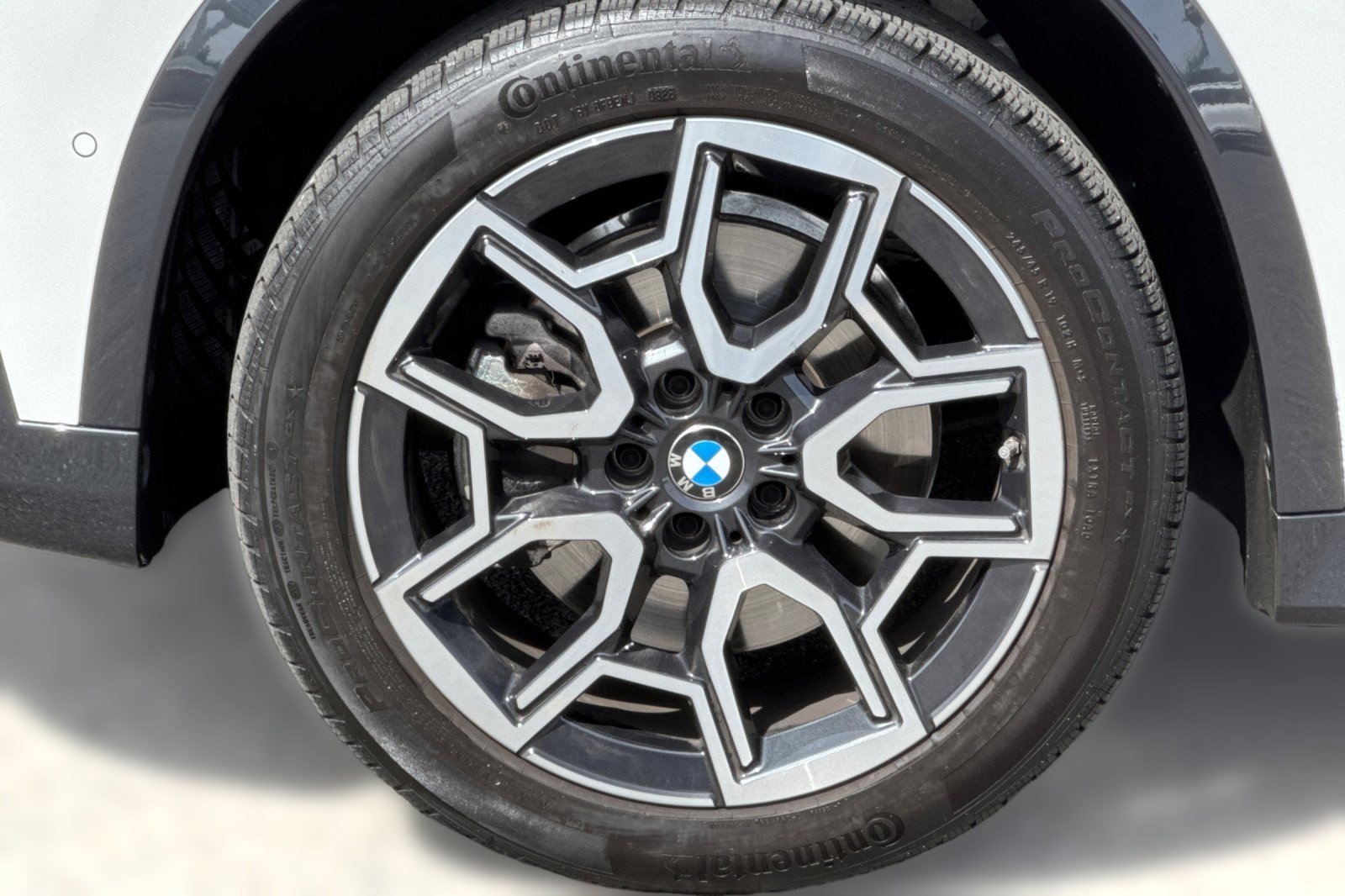 Used 2025 BMW X1 xDrive28i w/ Convenience Package image 12