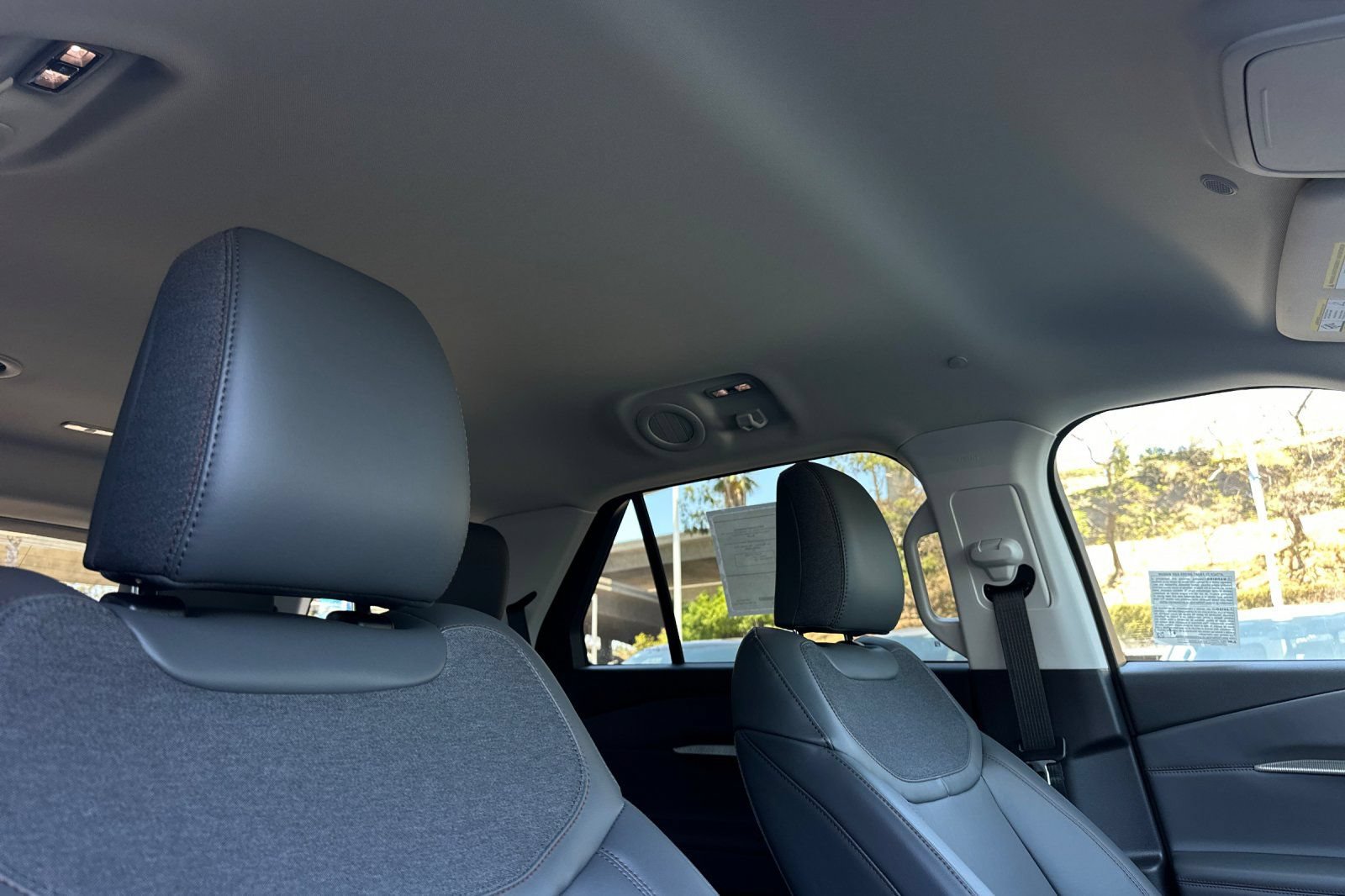 New 2026 Ford Explorer Active w/ Active Comfort Package RWD image 17