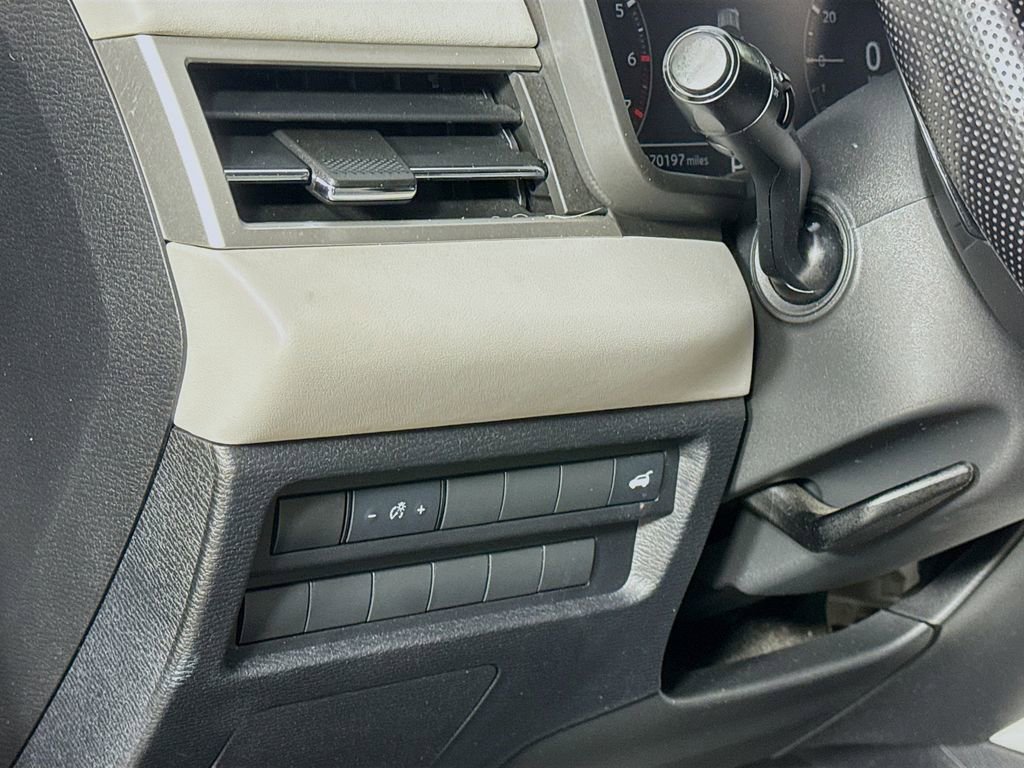 Used 2022 Mitsubishi Outlander SEL AWD/4WD image 12
