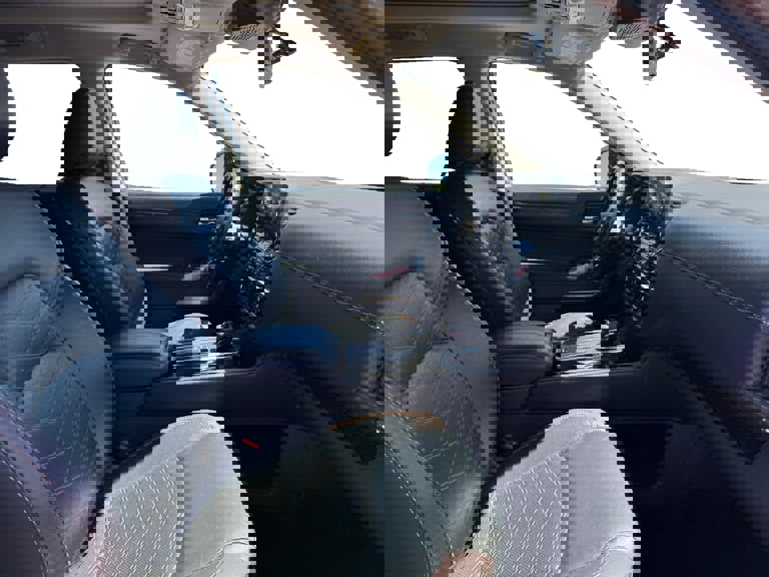 Used 2023 Nissan Pathfinder Platinum w/ Lighting Package (N93) image 16