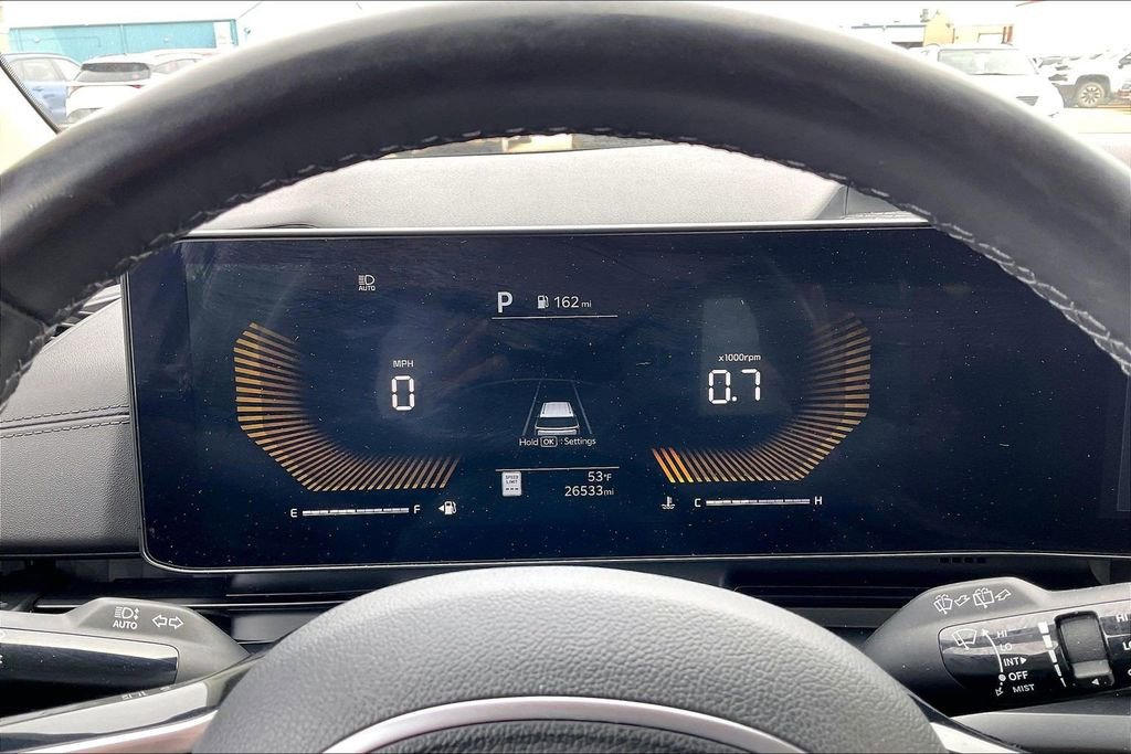 Used 2025 Kia Carnival image 19