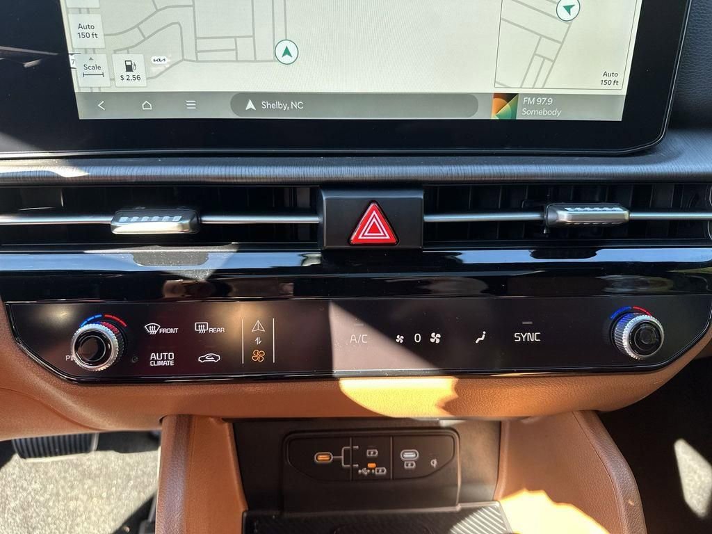 New 2026 Kia Sportage X-Line w/ X-Line Technology Package image 18