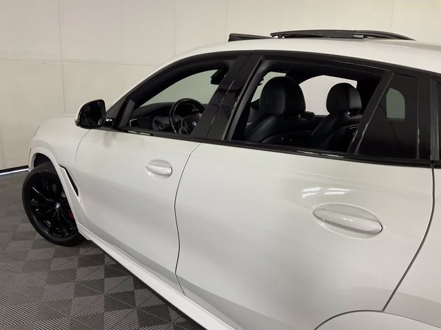 Certified 2023 BMW X6 xDrive40i w/ M Sport Package AWD/4WD image 38