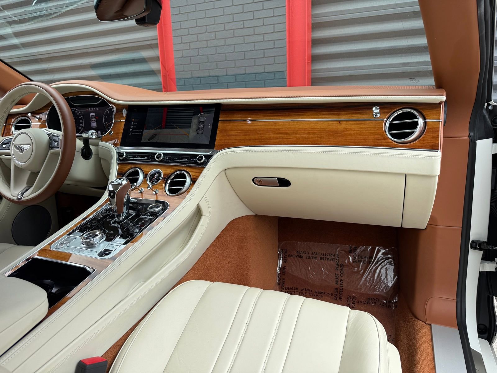 Used 2020 Bentley Continental GT image 18