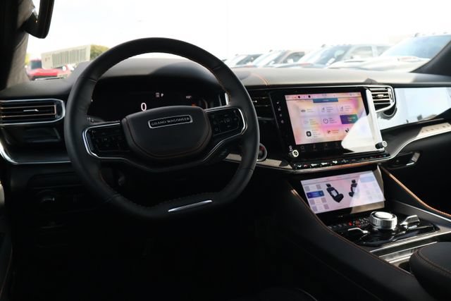 New 2026 Jeep Grand Wagoneer L Summit AWD/4WD image 12