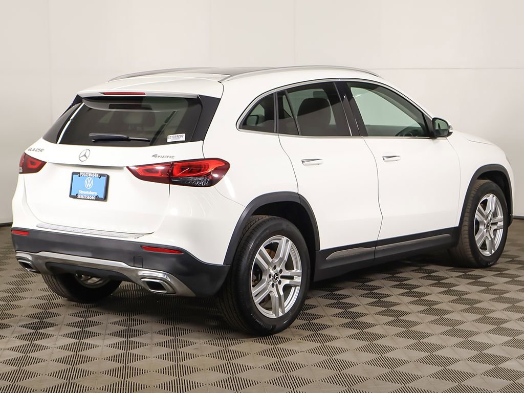 Used 2022 Mercedes-Benz GLA 250 4MATIC w/ Premium Package image 9