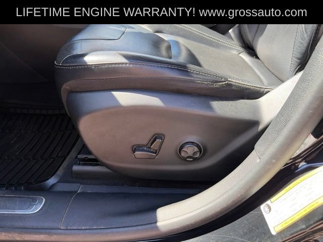 Used 2019 Jeep Cherokee Limited AWD/4WD image 16