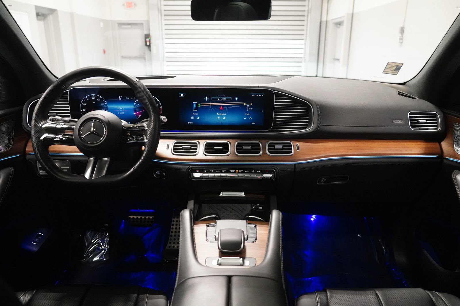 Certified 2024 Mercedes-Benz GLS 580 4MATIC image 16