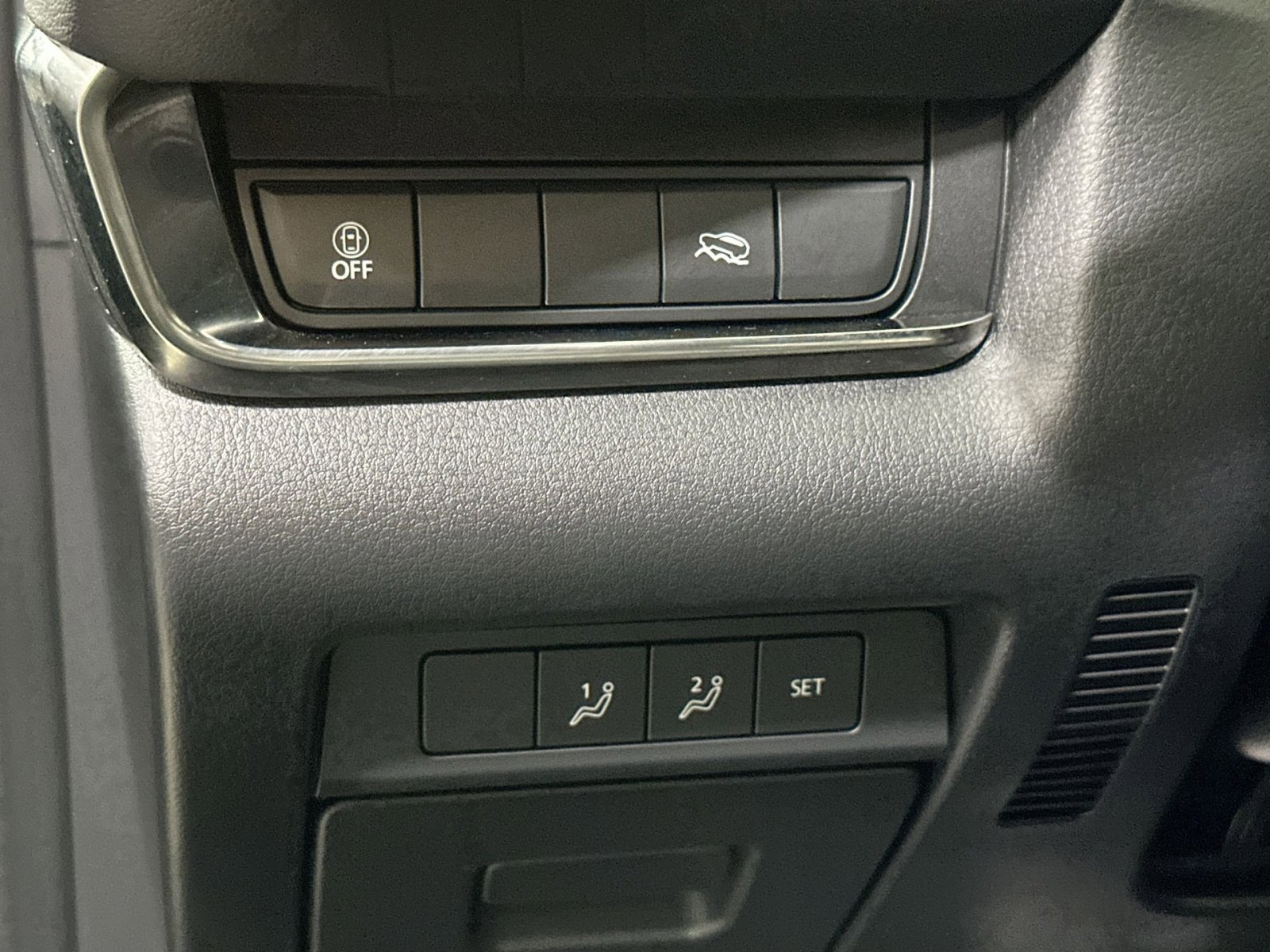 Used 2023 MAZDA CX-30 AWD 2.5 S w/ Preferred Package image 17