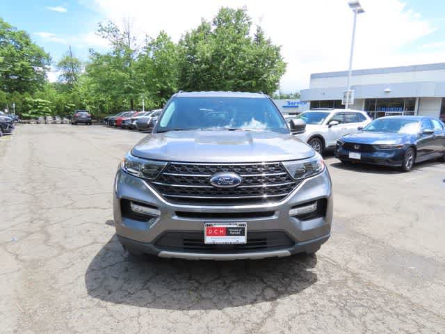 Used 2023 Ford Explorer XLT w/ Equipment Group 202A AWD/4WD image 6