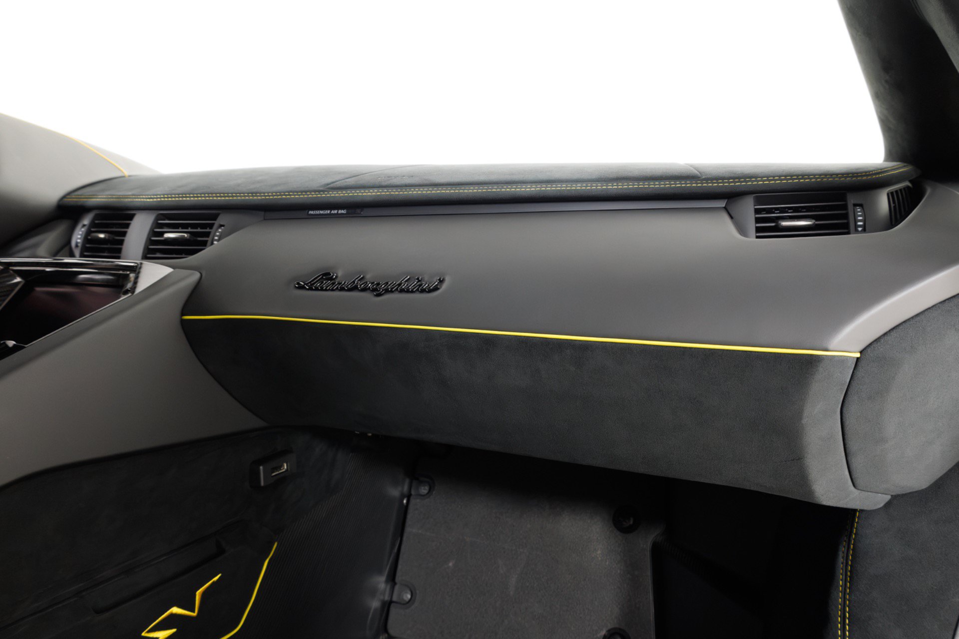 Used 2016 Lamborghini Aventador LP 750-4 Superveloce AWD/4WD image 40